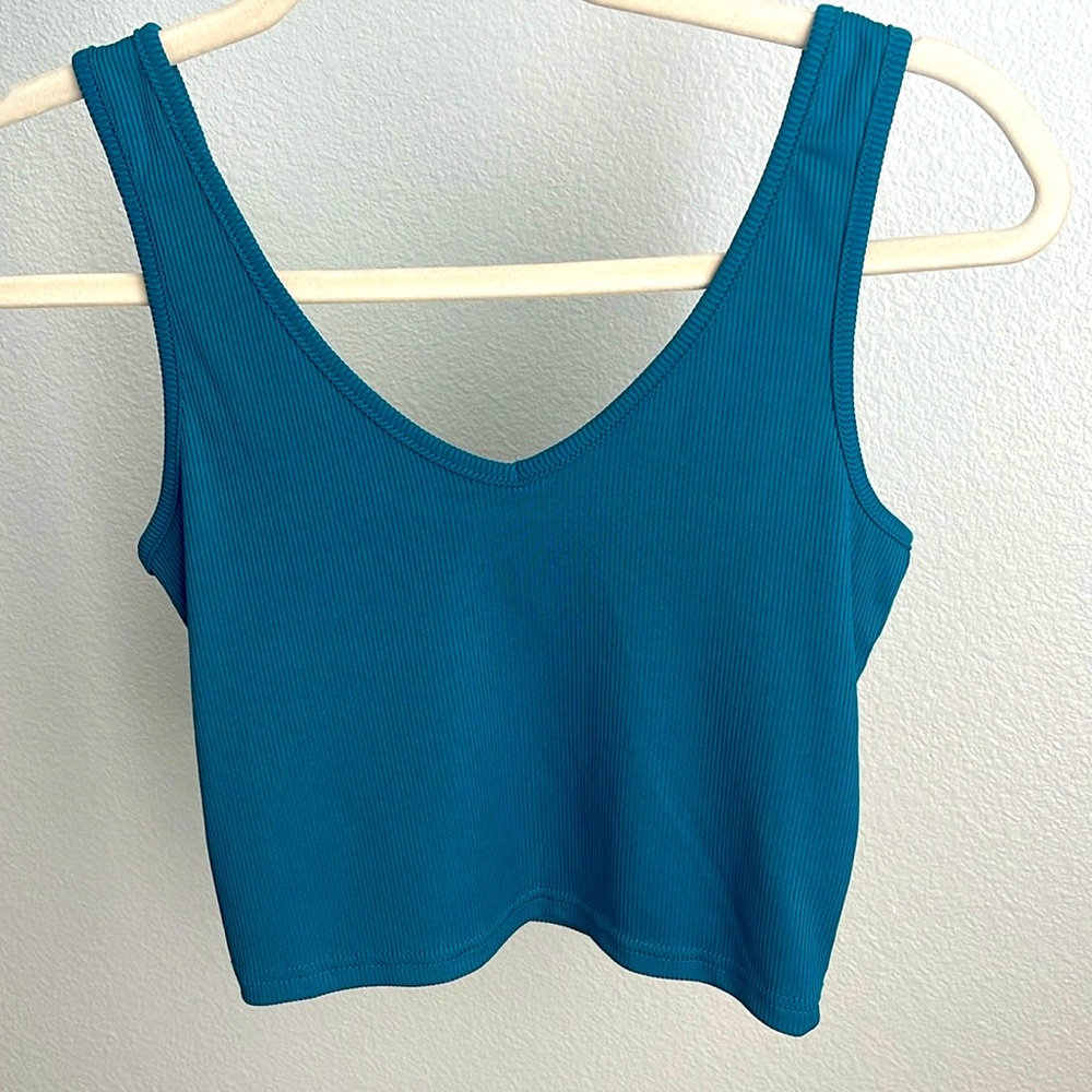 teal/ aqua cropped tank top